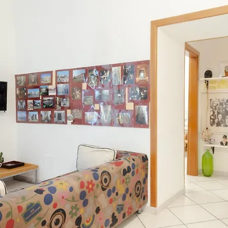 Neapolitan Style Appartement *